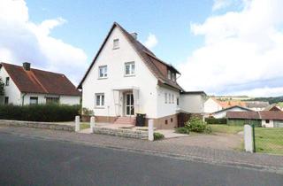 Einfamilienhaus kaufen in 36110 Schlitz, WRS Immobilien - Schlitz - Einfamilienhaus mit Scheune und großem Grundstück