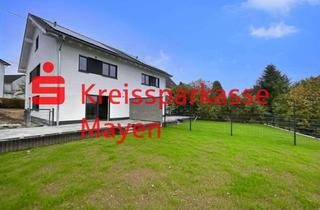 Doppelhaushälfte kaufen in 56587 Straßenhaus, Neubau Doppelhaushälfte mit Terrasse, Garten und 2 Stellplätzen.
