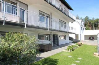 Haus kaufen in 84032 Altdorf, Großzügiges Zweifamilienhaus mit Ausbaupotential, naturnah und ruhig gelegen!