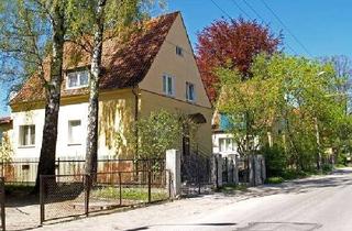 Anlageobjekt in Friedenstraße xxx, 35641 Schöffengrund, Vierfamilienhaus nebst 3 Garagen
