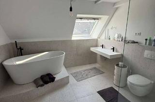 Wohnung kaufen in 38448 Kreuzheide, Gehobene 4-Zimmer-Dachgeschosswohnung in Wolfsburg mit Kamin und hochwertiger Ausstattung!