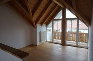 Wohnung mieten in Schonstetter Straße 18, 83123 Amerang, Charmante 3-Zimmer Dachgeschosswohnung in Amerang mit Sichtdachstuhl