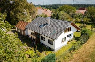 Haus kaufen in 74424 Bühlertann, Großzügiges Anwesen mit Baugrundstück in Randlage