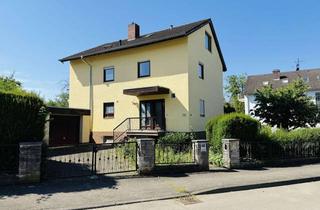 Einfamilienhaus kaufen in 72622 Nürtingen, Freistehendes Einfamilienhaus mit Hobbybereich, Traumgarten und großer Doppelgarage in absoluter Stadtrandlage von Nürtingen