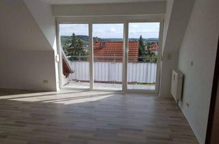 Wohnung mieten in 08451 Crimmitschau, gepflegte 3-Zimmer Wohnung mit Balkon, PKW-Stellplatz und Einbauküche im Richard-Wagner-Ring