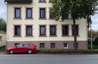 Mehrfamilienhaus kaufen in 37603 Holzminden, Holzminden - Mehrfamilienhaus mit Nebengebäude in zentralere Lage top Rendite