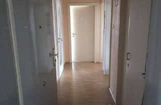 Wohnung kaufen in 86356 Neusäß, Neusäß - 3-Zimmerwohnung mit 2 Balkonen
