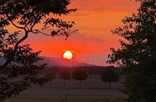 Wohnung kaufen in 50127 Bergheim, Bergheim - Kernsaniert wie Neubau - 3-Zimmer mit Süd-West-Balkon & Feldblick
