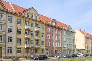 Wohnung kaufen in 99085 Erfurt, Erfurt - Attraktive Kapitalanlage 2-Zi-Dachgeschosswohnung in Erfurt