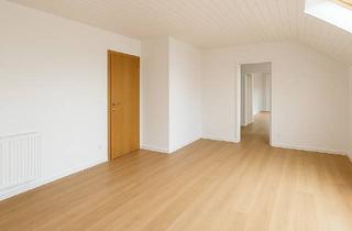 Wohnung kaufen in 73113 Ottenbach, Top-renoviert & großzügig – moderne 4-Zimmer-Dachwohnung mit Wohlfühlfaktor