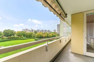 Wohnung kaufen in 72622 Nürtingen, Viel Platz mit Weitblick – 4,5-Zimmer-Wohnung mit zwei Balkonen und Garage