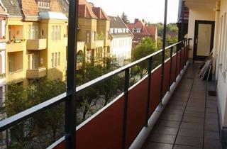 Wohnung kaufen in 13581 Berlin, Charmante Dachgeschosswohnung in begehrter Lage von Berlin-Spandau – ideal für Singles, Paare oder K