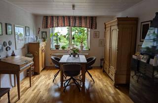 Wohnung kaufen in 46045 Altstadt-Süd, Helle und großzügige 4-Zimmer-Wohnung mit Gartenanteil in Oberhausen-Styrum