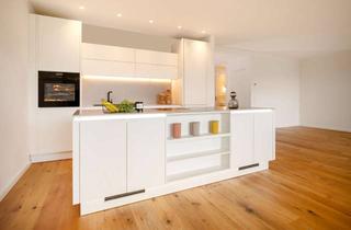 Wohnung kaufen in 66130 Saarbrücken, Urbanes Wohnen mit Naturblick – Exklusive 3-Zimmer-Wohnung mit zwei Balkonen am Güdinger Berg