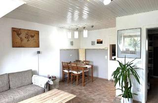 Wohnung mieten in Steinfelder Str. 25, 41199 Geistenbeck, Klimatisierte Dachgeschosswohnung mit Küche in verkehrsberuhigter Lage