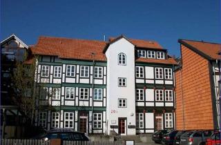 Wohnung mieten in Okerstr. 20a, 38300 Wolfenbüttel, Mitten in der Wolfenbüttler City - 2 Zimmer-Dachgeschosswohnung
