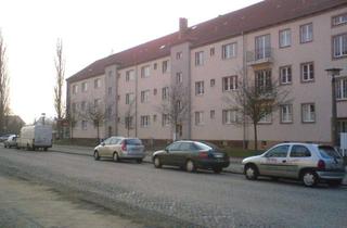 Wohnung mieten in Friedrich-Engels-Straße, 03172 Guben, 3-Zimmer-Altbauwohnung nahe Platz des Gedenkens!