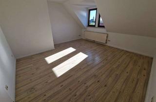 Wohnung mieten in Martin-Luther-Straße, 04808 Wurzen, Großzügige 2-Zimmerwohnung mit Tageslichtbad und EBK-Option