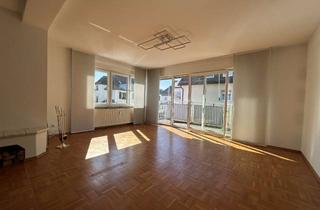 Wohnung mieten in Schönbornstr., 63150 Heusenstamm, ***Heusenstamm/Nähe S-Bahnhof*** geräumige 3-Zimmerwohnung mit Balkon