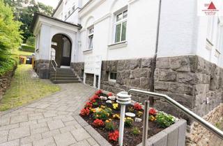 Wohnung mieten in Paulus-Jenisius-Str. 16, 09456 Annaberg-Buchholz, Kleine 2-Raum-Wohnung mit Einbauküche - PKW-Stellplatz - stilvolle Villa - Annaberg-Buchholz!