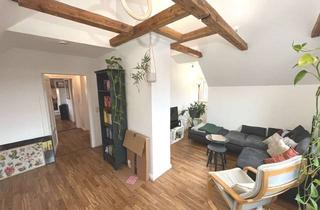 Wohnung mieten in Bilmerstr. 10, 21337 Lüneburg, Anschauen und verlieben! Charmante 3,5-Zimmer-Dachgeschosswohnung mit Sichtbalken
