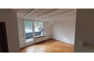 Wohnung mieten in Grüner Weg 11, 53424 Remagen, Helle 2-Zimmer, Balkon, EBK, Carport