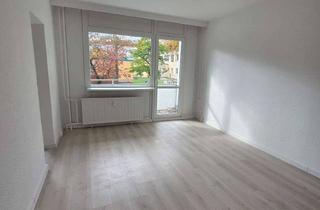 Wohnung mieten in Keplerstraße 17, 19063 Mueßer Holz, gut geschnittene 3-Raum-Wohnung mit Balkon und Wannenbad