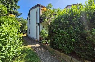 Haus kaufen in 88709 Hagnau, Begehrte Seenähe in Hagnau - Doppelhaus mit Potenzial
