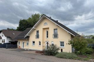 Einfamilienhaus kaufen in 56414 Meudt, Großzügiges Einfamilienhaus mit unverbautem Blick ins Grüne