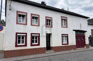 Haus kaufen in 54518 Dreis, FAMILIENDOMIZIL, RENOVERIT, DOPPELGARAGE