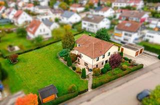 Haus kaufen in 89129 Langenau, Zweifamilienhaus mit viel Potenzial, großem Garten und Doppelgarage in Zukunftsregion