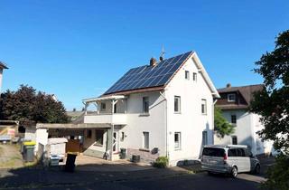 Einfamilienhaus kaufen in 35398 Gießen, Attraktives Einfamilienhaus mit Potenzial