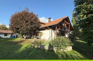 Haus kaufen in 85114 Buxheim, Zweifamilienhaus mit Traumgrundstück in Buxheim