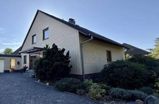 Haus kaufen in 31618 Liebenau, Großzügiges Zweifamilienhaus in Liebenau mit großem Garten / Teich / Sauna und drei Garagen!