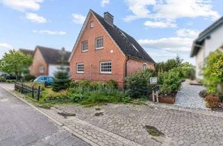 Haus kaufen in 24229 Dänischenhagen, Familiengerechtes Zuhause mit Vollkeller und Sonnengarten in Sackgassenlage von Dänischenhagen