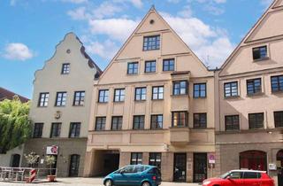 Wohnung kaufen in 86152 Augsburg, Wohnen über den Dächern von Augsburg: Exklusive Maisonette Wohnung in der Innenstadt