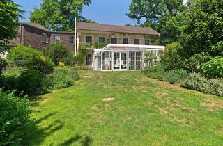 Villa kaufen in Buchenrodestraße 24, 60528 Frankfurt, Frankfurts grüne Oase: Zwei Stadtvillen mit Flair in begehrter Lage am Stadtwald