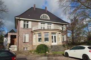 Wohnung mieten in 24937 Flensburg, Traumhafte 4/5-Zi.-Whg. im DG einer historischen Altbauvilla inkl. Stellplatz!