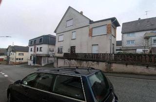 Haus kaufen in 35789 Weilmünster, Weilmünster - Stark Renovierungsbedürftige Haus