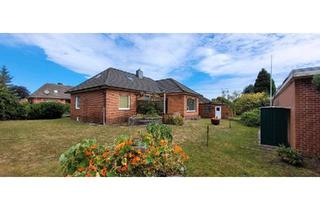 Einfamilienhaus kaufen in 24787 Fockbek, Fockbek - Walmdachhaus mit 2 Garagen und Wintergarten, Privatverkauf