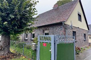 Haus kaufen in 03205 Calau, Calau - Haus Dreiseitenhof zwischen Berlin und Dresden