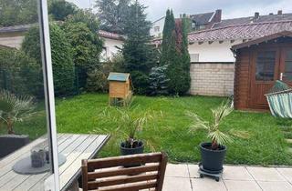 Wohnung kaufen in 53879 Euskirchen, Euskirchen - Schöne Erdgeschosswohnung mit Garten und Garage in guter Lage von Euskirchen !