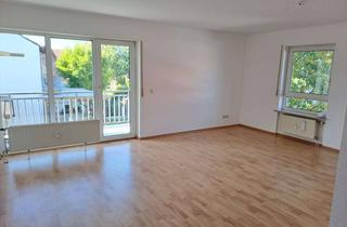 Wohnung kaufen in 76767 Hagenbach, Helle, gepflegte 2 Zimmer Wohnung mit Balkon und Außenstellplatz