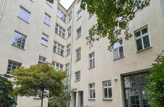 Wohnung kaufen in Rigaer Straße 66, 10247 Friedrichshain, Charmante Altbauwohnung im beliebten Samariterkiez – attraktive Kapitalanlage