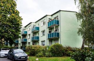 Wohnung kaufen in 13593 Staaken, Helle, vermietete Wohnung mit Westbalkon.