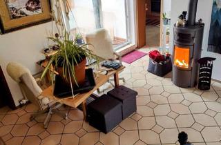 Wohnung kaufen in 65520 Bad Camberg, Stilvolle 3,5-Zimmer-Maisonette mit Loggia/Wintergarten, Stellplatz und modernem HETA-Kaminofen