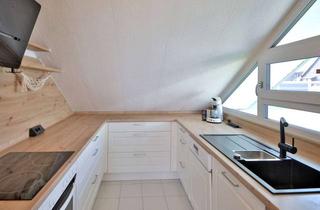 Wohnung kaufen in 76135 Weststadt, PROVISIONSFREI und bezugsbereit! 3,5- Zimmer DG Wohnung mit sonniger Dachterrasse und Stellplatz!