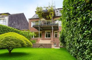 Wohnung kaufen in 41236 Rheydt, Altbau mit Geschichte und Garten zum verlieben