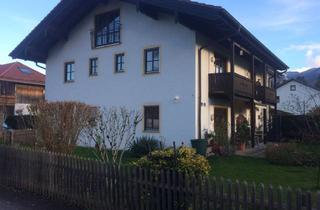 Wohnung mieten in Birkenstraße, 83451 Piding, Sanierte Dachwohnung mit zwei Zimmern und Einbauküche in Piding