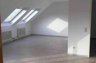 Sozialwohnungen mieten in Marderweg, 33689 Sennestadt, Großzügige 3-Zimmer-Wohnung mit Loggia (WBS).